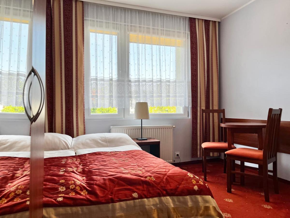 Wachta Rewal - Grzany Basen, Bezplatny Parking Appartement Buitenkant foto